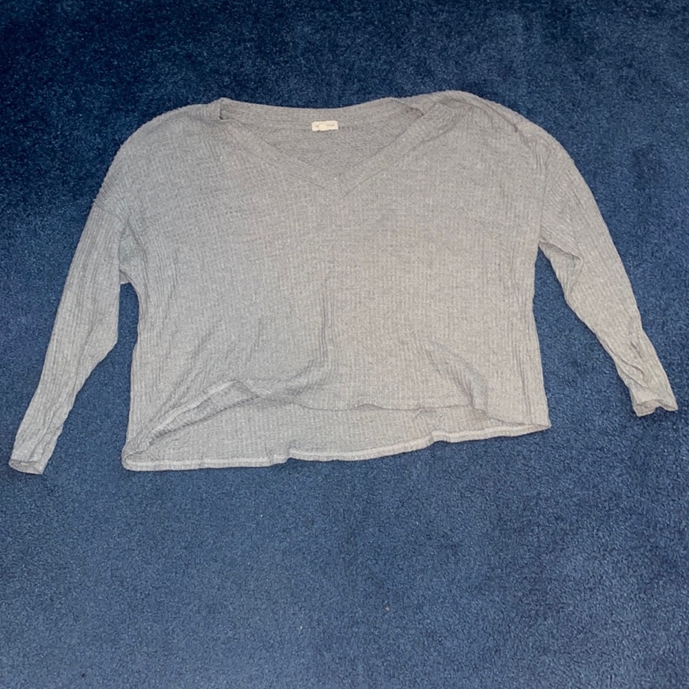 Small oversized grey sweater from Heart+Hips